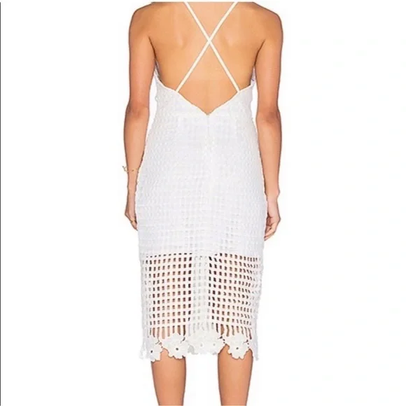 Elliatt Platonic White Crochet Drop Back Dress Size Small - Picture 3 of 7